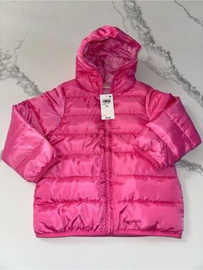 NWT Girls’ Hot Pink Hooded Puffer Jacket Size 4